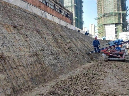 西秀建筑边坡支护