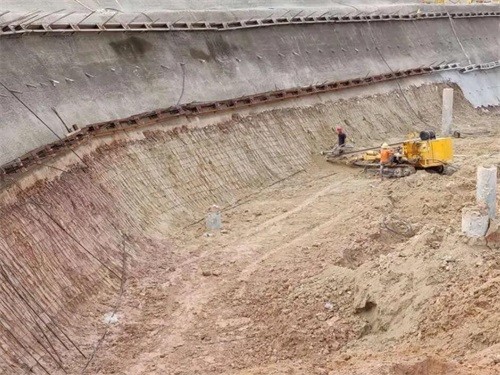 西秀基坑边坡加固
